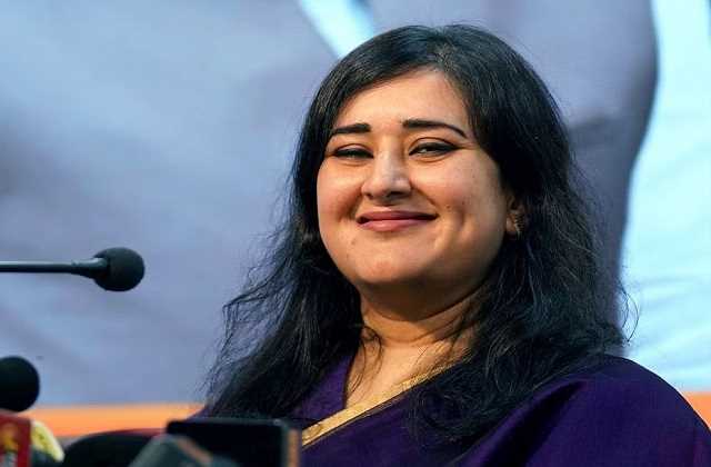 बांसुरी स्वराज ने दिल्ली की जल मंत्री आतिशी से जल बोर्ड व जल समस्या को लेकर पूछे छह सवाल बांसुरी स्वराज ने दिल्ली की जल मंत्री आतिशी से जल बोर्ड व जल समस्या को लेकर पूछे छह सवाल